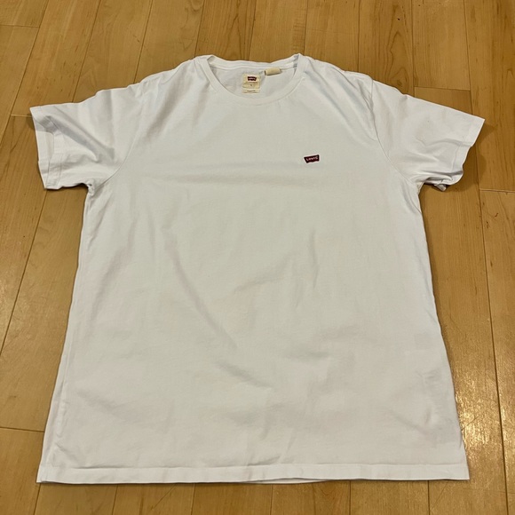 Classic White Tee-Shirt Levi’s size Large - Picture 2 of 7